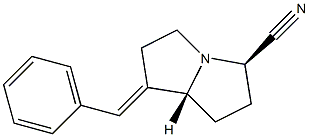 (5R,7aR)-1-Benzylidene-5-cyanohexahydro-1H-pyrrolizine Struktur