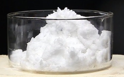 Lithium hydroxide monohydrate